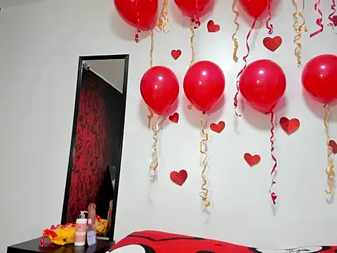 Snapshot of Rachel_sweety1 chatting on February 14, 5:02 pm Rachel sweety1 online show from February 14, 5:02 pm