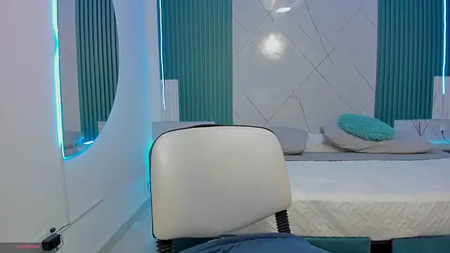 Snapshot of Shantall-blue chatting on February 11, 7:58 pm Shantall-blue online show from February 11, 7:58 pm