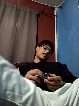 Matt BBC online show from April 18, 1:41 am