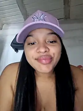 AnnaMil3J online show from February 18, 5:42 pm