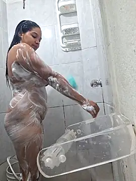 AnnaMil3J online show from February 9, 6:17 pm