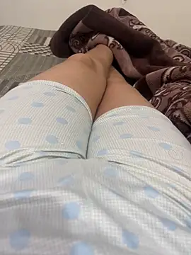 unicornbabe23 online show from June 7, 4:45 pm