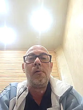 pareja47 online show from April 26, 2:58 pm