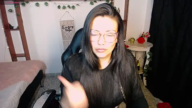 QueenRose94 online show from February 23, 12:39 pm