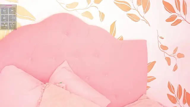 EmmaClark   online show from March 12, 8:02 pm