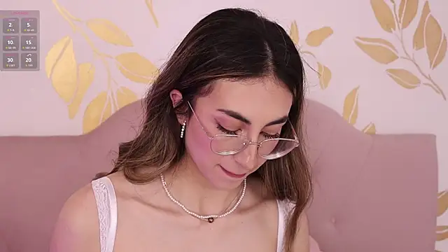 EmmaClark   online show from March 6, 8:15 pm