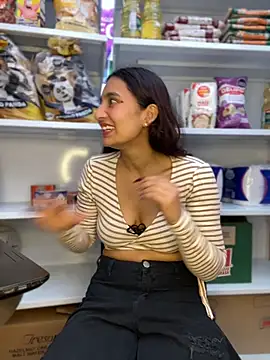 -BabyLuna online show from March 14, 12:44 pm