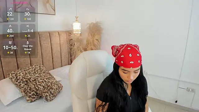 Snapshot of Yaasmin_ chatting on February 20, 6:32 pm Yaasmin online show from February 20, 6:32 pm