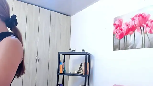 Kitty f00x online show from May 27, 7:21 pm