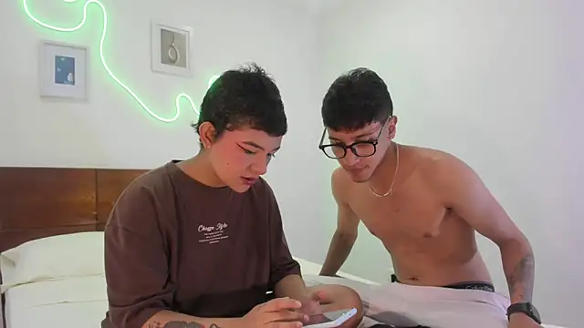 hardcoreheat ind online show from February 9, 11:03 pm