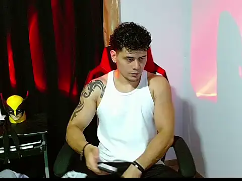 Snapshot of Logan0626 chatting on February 21, 12:34 am Logan0626 online show from February 21, 12:34 am