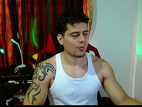 Snapshot of Logan0626 chatting on March 3, 4:58 pm Logan0626 online show from March 3, 4:58 pm