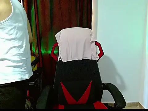 Logan0626 online show from March 21, 2:54 pm