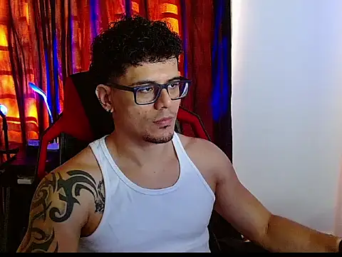 Snapshot of Logan0626 chatting on February 11, 9:14 pm Logan0626 online show from February 11, 9:14 pm