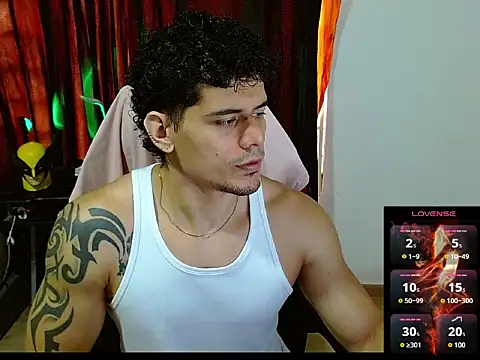 Logan0626 online show from April 14, 4:34 pm