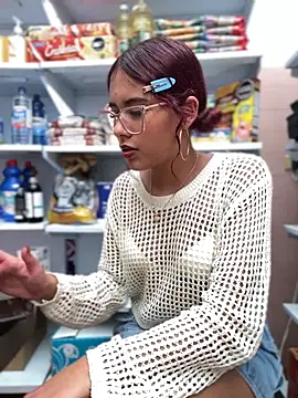 Rylia online show from April 10, 7:21 pm