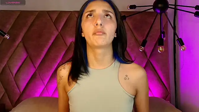 Aris Suarez online show from May 9, 4:38 am