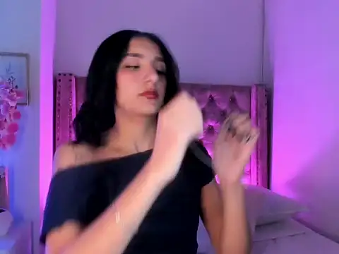 Aris Suarez online show from May 22, 4:32 am