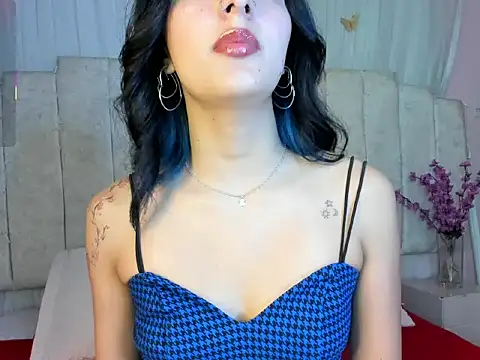 Aris Suarez online show from March 28, 2:29 pm