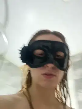 seluna baby online show from March 6, 8:15 pm