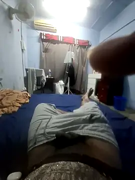 Snapshot of khan_rasel1989 chatting on February 20, 12:18 am khan rasel1989 online show from February 20, 12:18 am