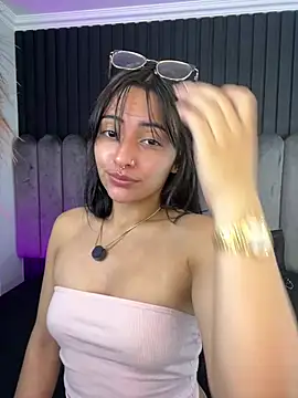 Nanda vixen  online show from March 21, 8:46 pm