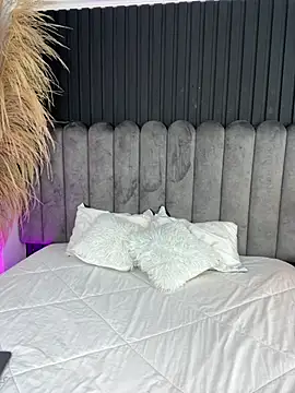 Nanda vixen  online show from February 24, 9:04 pm