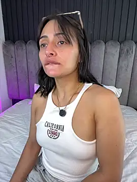 Nanda vixen  online show from March 25, 11:14 pm