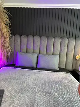 Snapshot of Nanda_vixen_ chatting on May 4, 11:29 pm Nanda vixen online show from May 4, 11:29 pm
