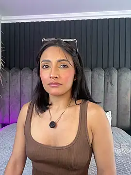 Nanda vixen  online show from April 8, 11:28 pm