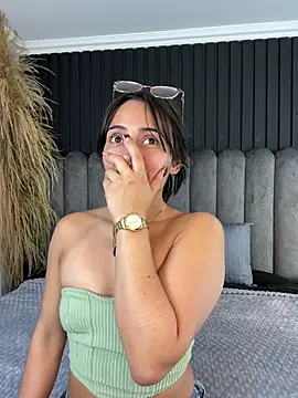 Nanda vixen  online show from April 15, 11:27 pm