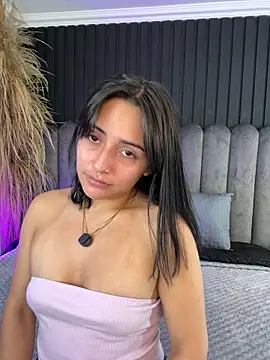 Nanda vixen  online show from April 23, 11:17 pm