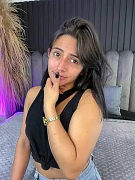 Snapshot of Nanda_vixen_ chatting on April 19, 11:29 pm Nanda vixen online show from April 19, 11:29 pm