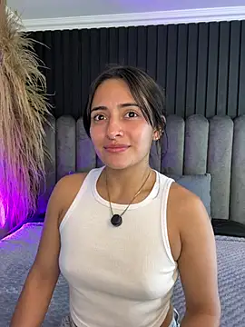 Snapshot of Nanda_vixen_ chatting on May 14, 11:02 pm Nanda vixen online show from May 14, 11:02 pm