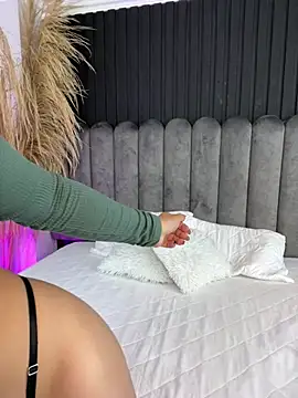 Nanda vixen  online show from February 18, 9:22 pm