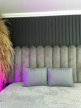 Nanda vixen  online show from April 10, 11:56 pm