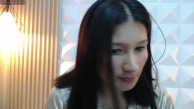 Snapshot of _HIKARII_ chatting on February 9, 7:23 pm HIKARII online show from February 9, 7:23 pm