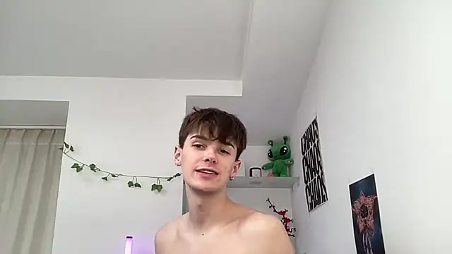 YourMilkyGuy online show from June 15, 12:16 pm