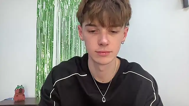 YourMilkyGuy online show from March 16, 3:48 pm