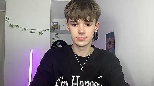 YourMilkyGuy online show from June 21, 5:52 pm