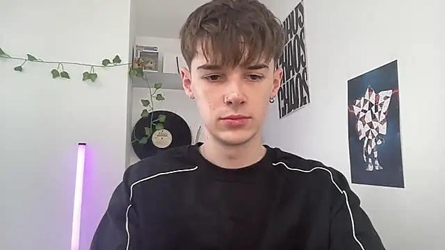 YourMilkyGuy online show from April 2, 10:33 am