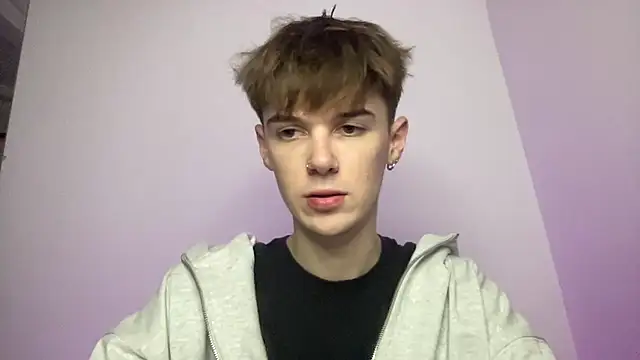 YourMilkyGuy online show from February 14, 8:31 pm