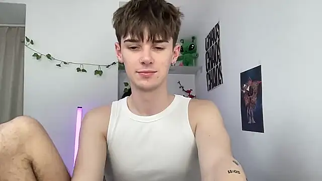 YourMilkyGuy online show from June 4, 11:37 am