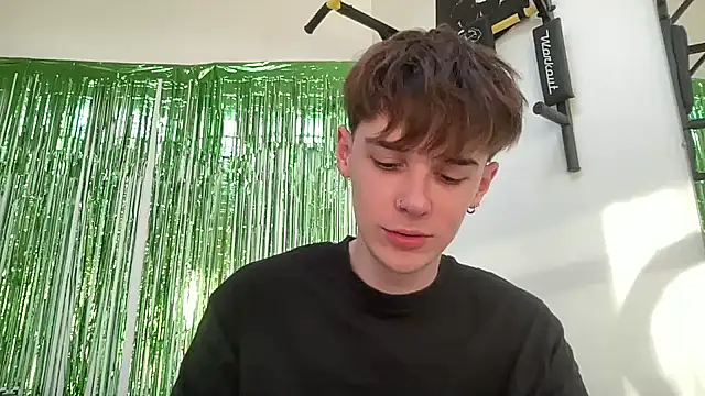 YourMilkyGuy online show from March 11, 3:17 pm