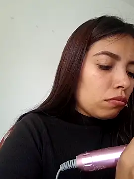 Ariana Castillo   online show from February 22, 3:24 pm