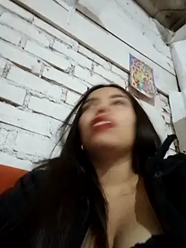 Ariana Castillo   online show from February 20, 1:13 am