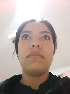 Ariana Castillo   online show from February 14, 12:16 pm