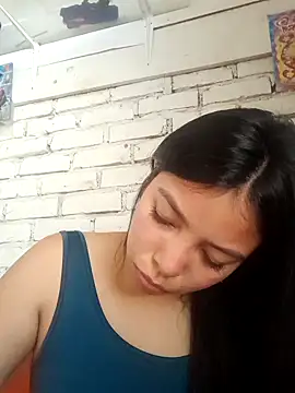 Ariana Castillo   online show from March 1, 4:51 pm