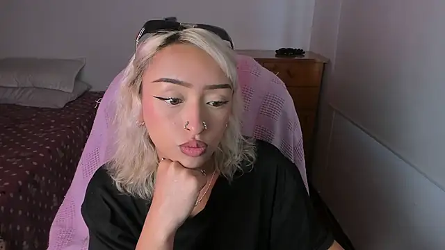  AbbyIce online show from February 8, 8:50 pm