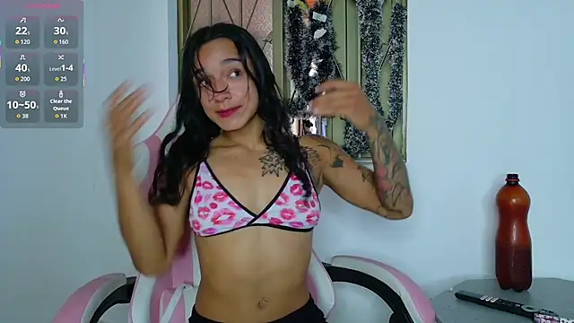 Fit valkiria online show from June 3, 8:46 pm